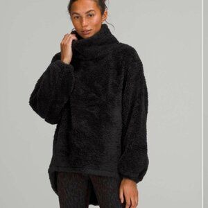 Lululemon Black Fleece Pullover